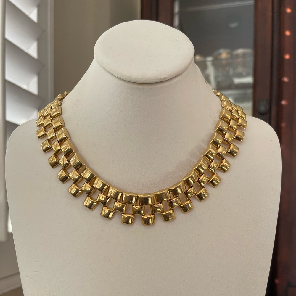 Flat link chain gold tone metal collar necklace by Avon